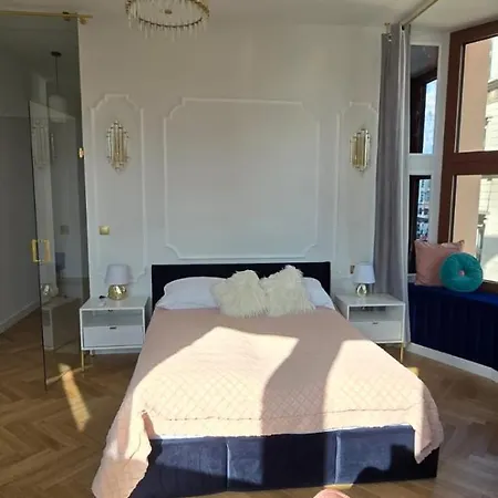 Exclusive Panoramic *